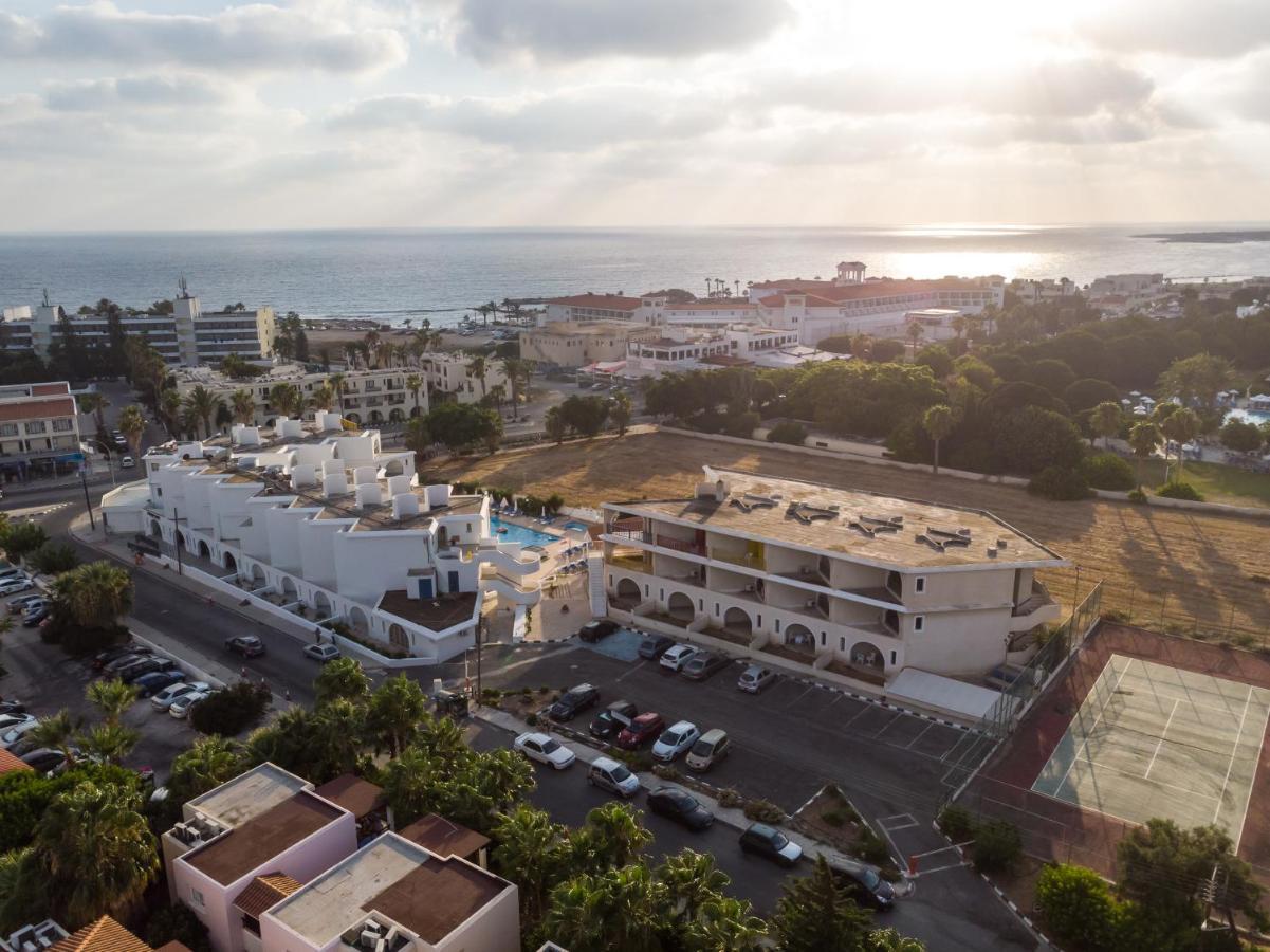 Pandream Hotel Apartments Paphos Extérieur photo