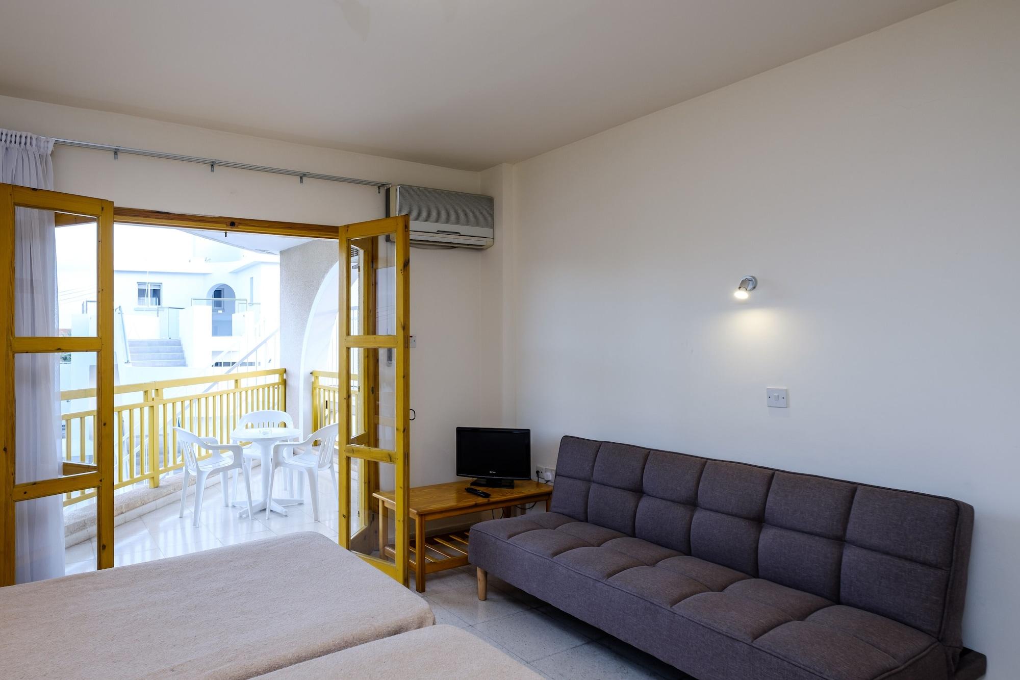 Pandream Hotel Apartments Paphos Extérieur photo