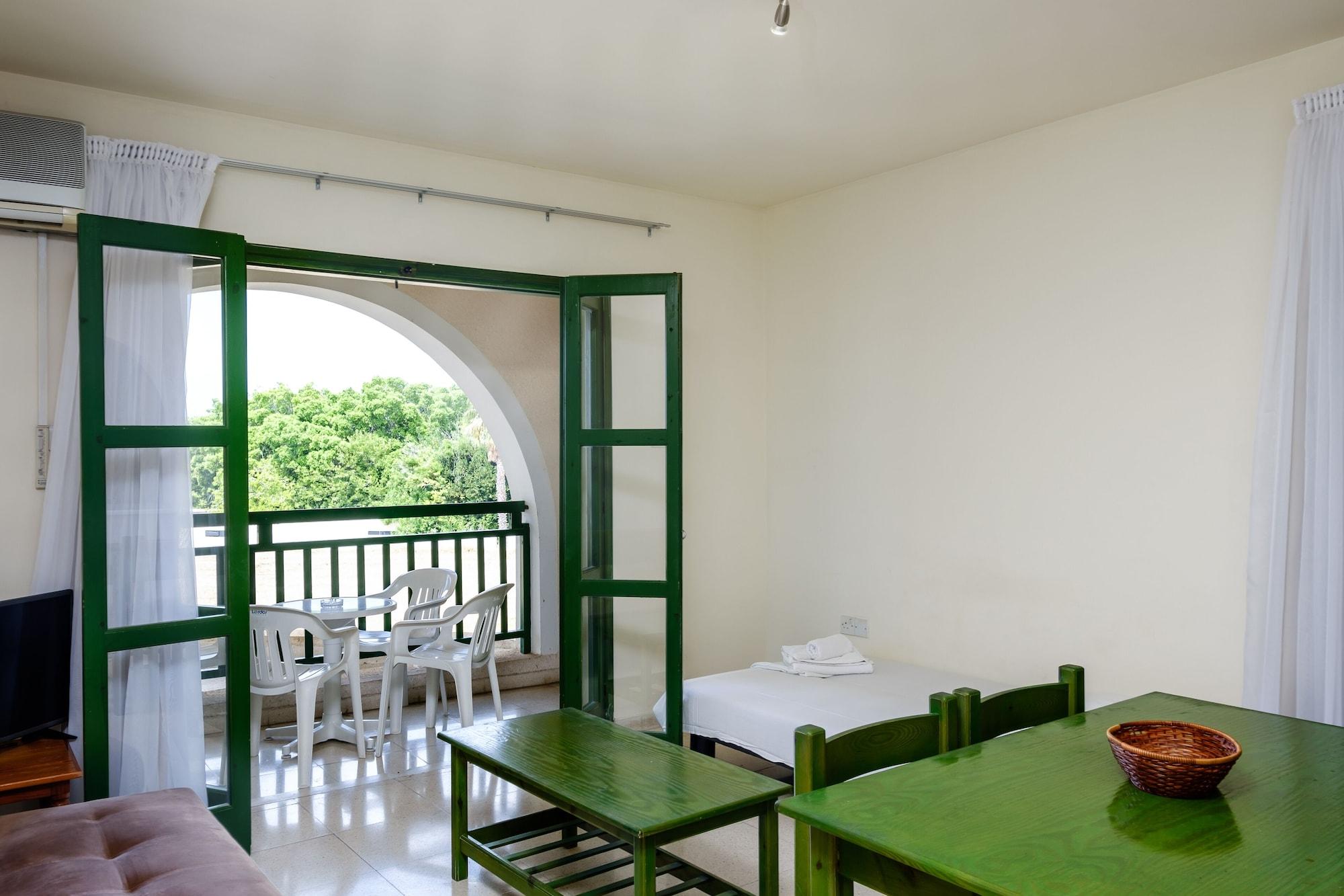 Pandream Hotel Apartments Paphos Extérieur photo