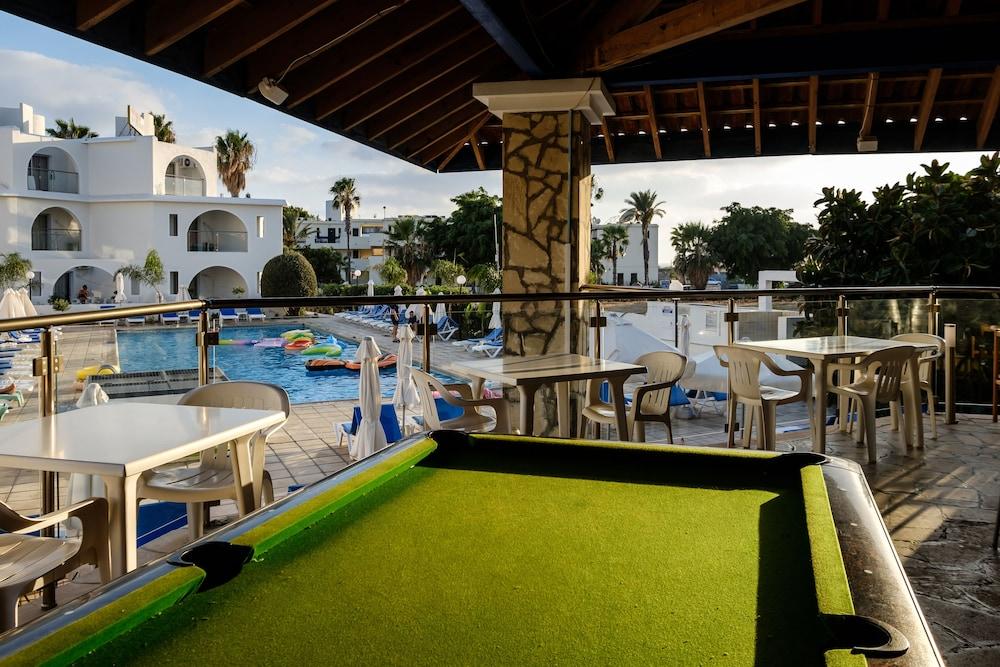 Pandream Hotel Apartments Paphos Extérieur photo