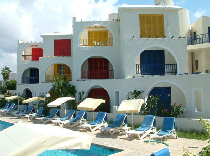 Pandream Hotel Apartments Paphos Extérieur photo
