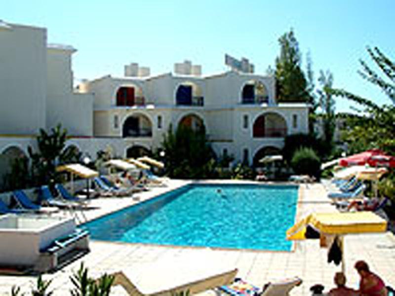 Pandream Hotel Apartments Paphos Extérieur photo