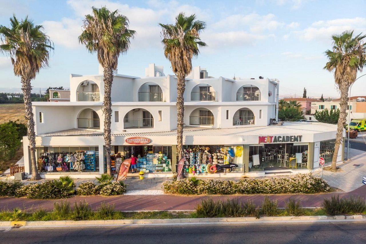 Pandream Hotel Apartments Paphos Extérieur photo